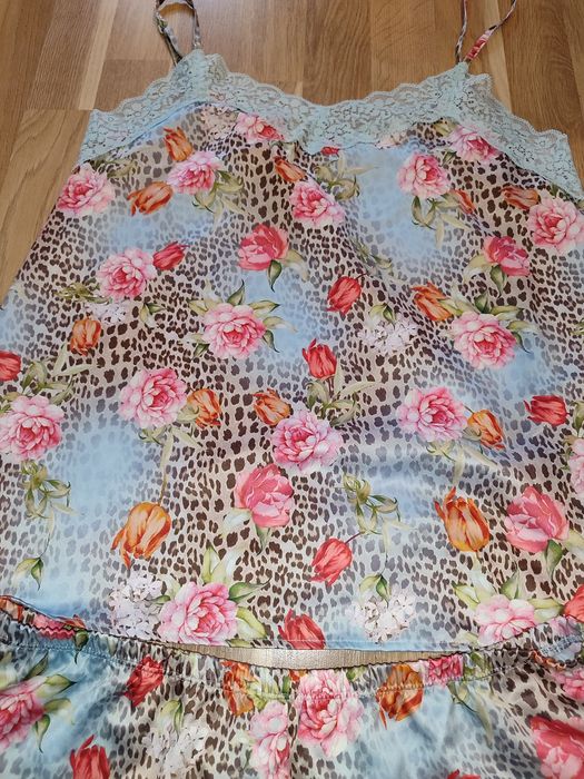 Продам  піжаму(стан нового)