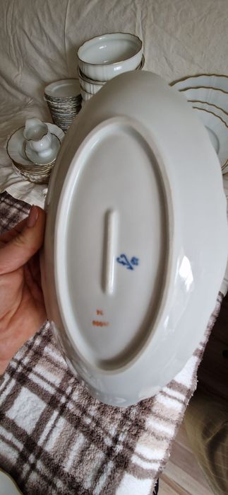 Porcelana zloto Furstenbeeg zestaw obiadowo kawowy na 12 osób