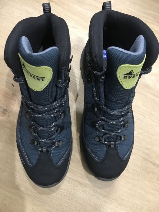 Чоботи черевики чоловічі Трекінгові наМембрані як Нові41р26см Everest