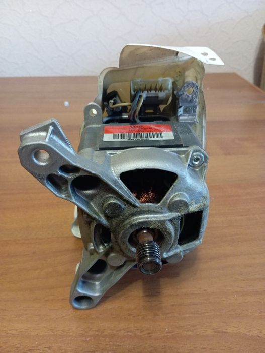 Двигун пральної машинки