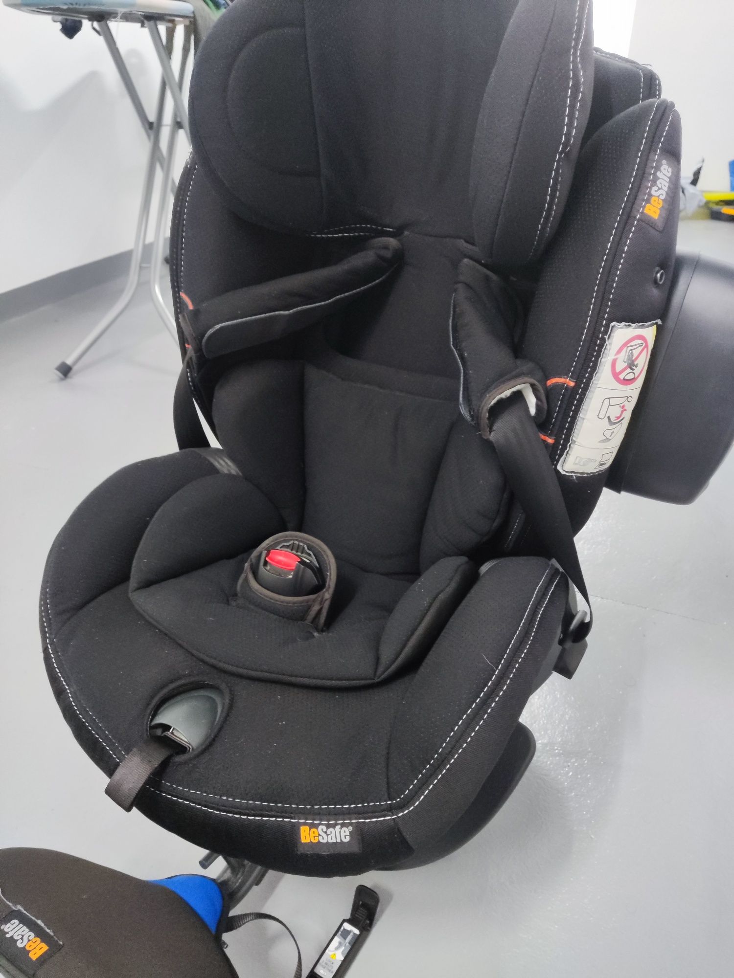Bom preço! Cadeira auto Besafe Izi Plus X1 (RF)