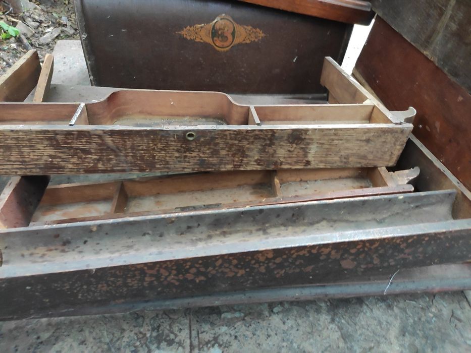 Крышки, столешницы, Ящики шукляди от старинной швейной машинки Зингер