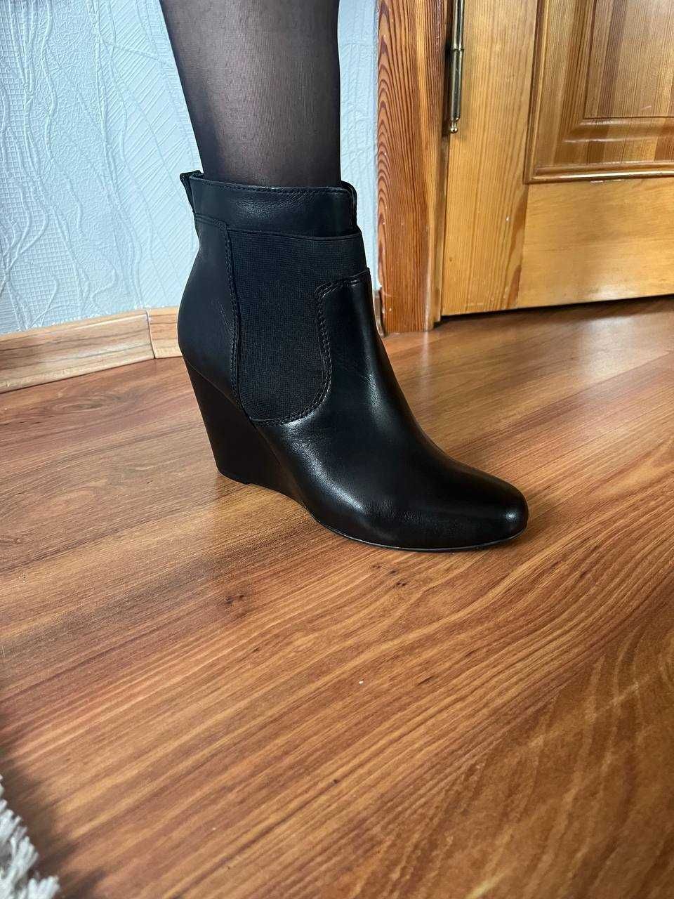 Кожаные ботиночки Kelsi Dagger Brooklyn (кожа) на стопу 25.5 см.