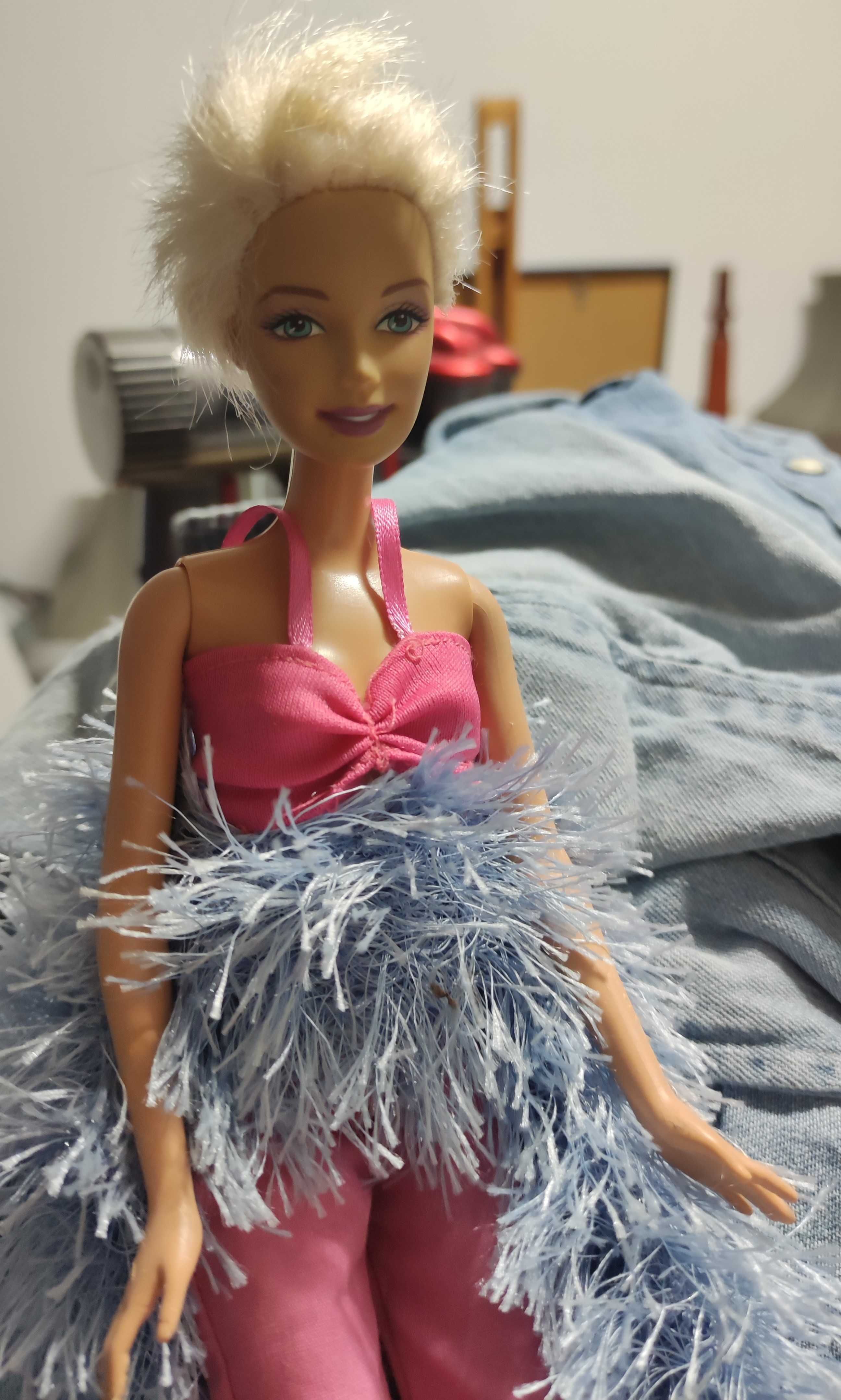 Zestaw lalek Barbie i Ken około 35-40 szt