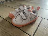 Buty dziecięce Nike Pico 5 r. 23.5