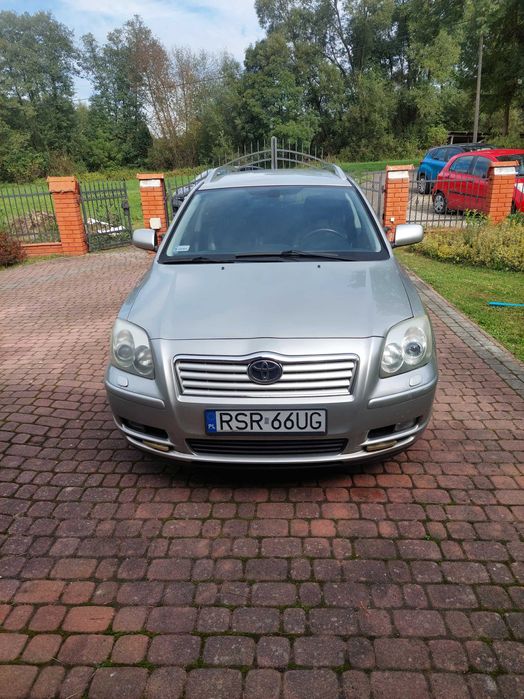 Toyota Avensis 2 0 d4d 2005r.