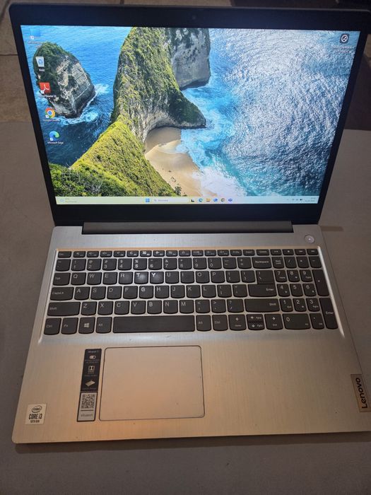 Lenovo IdeaPad 3 15IIL05 i3 Gen 10 / 4GB / 240GB SSD  / Win 11 / Zasil
