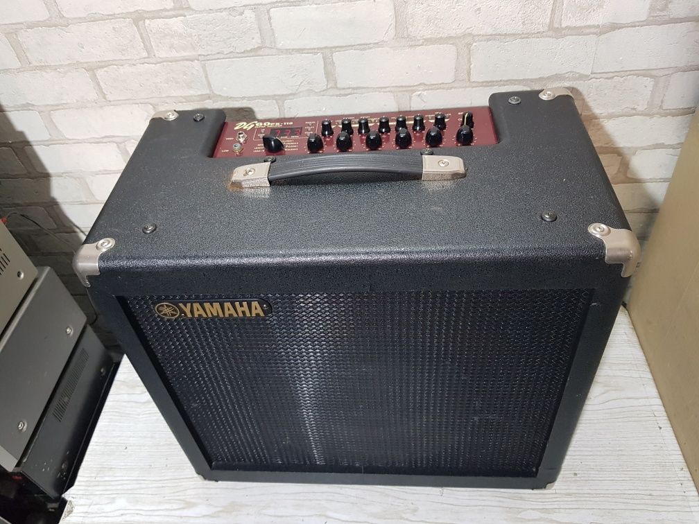 60Вт Комбопідсилювач YAMAHA DG60FX-112 б/у х Німеччини