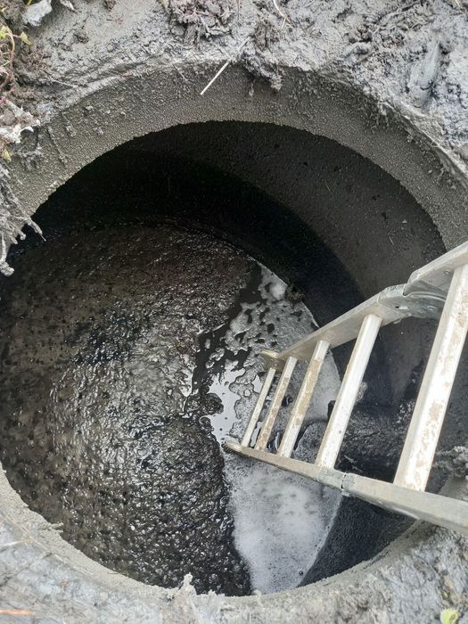 Чистка канализации | Ручным способом | Выкачка ям
