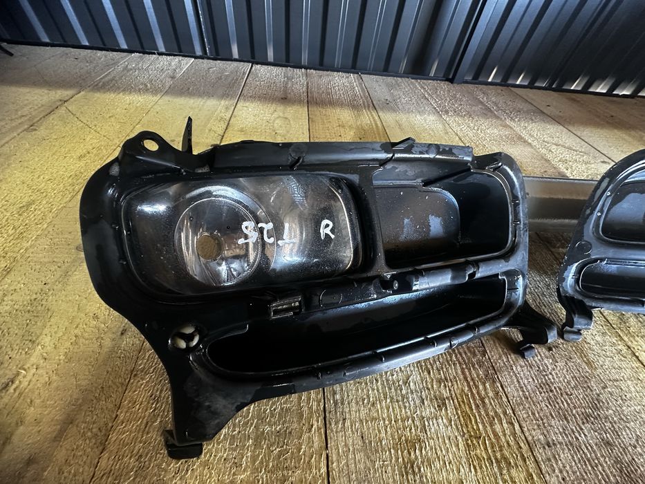 Туманки протитумані фари toyota t25 avensis