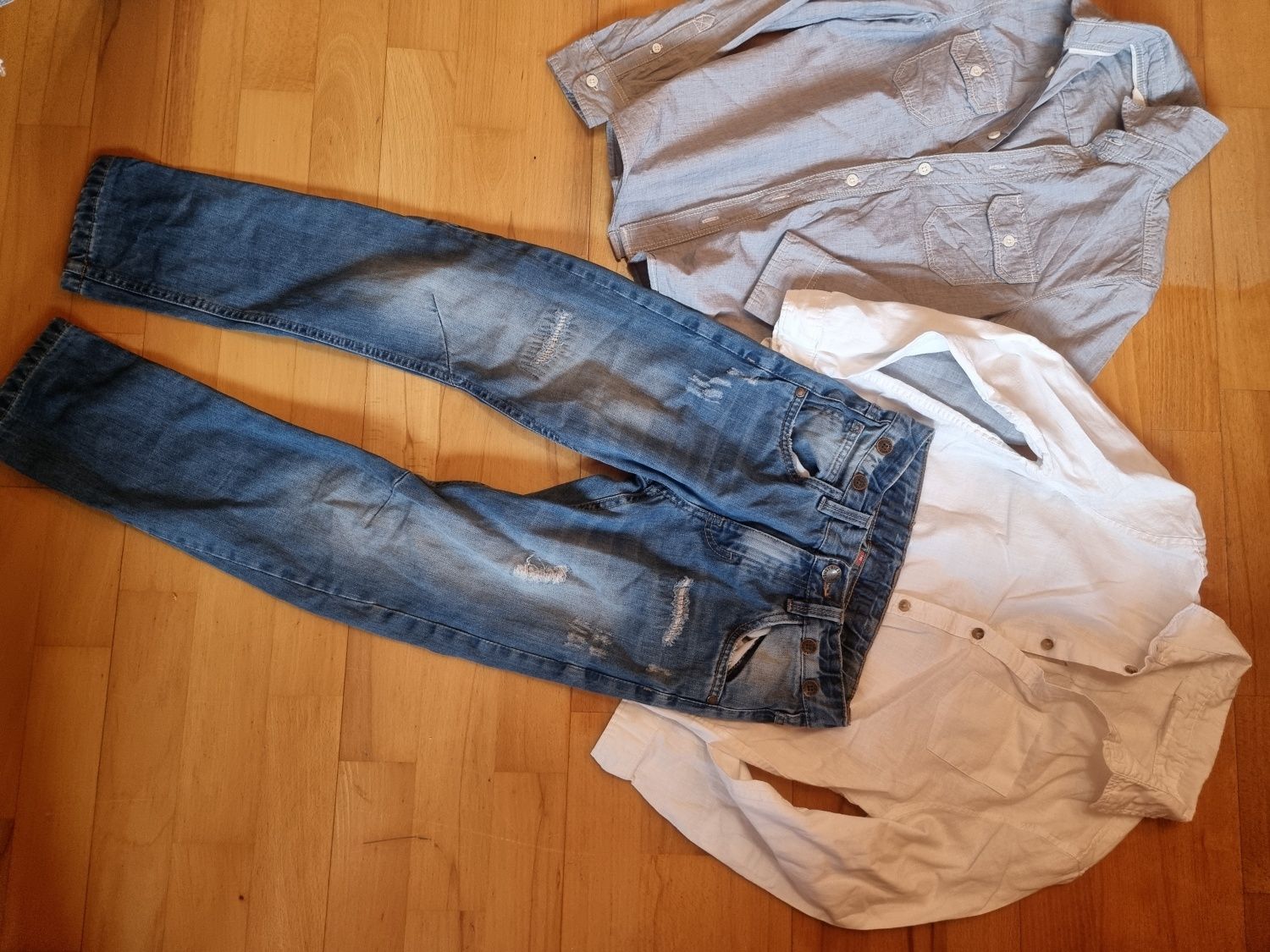 Zestaw chłopięcy koszula + spodnie 140