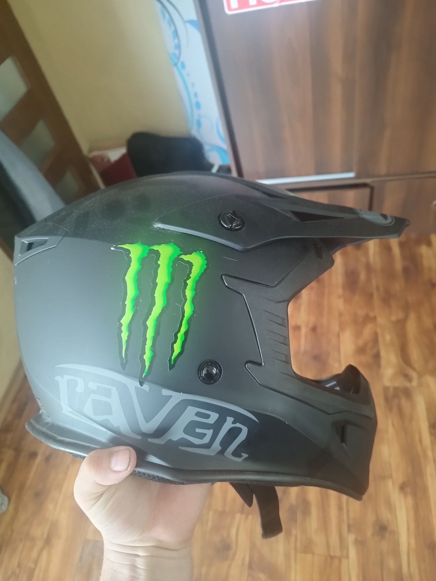 Kask motocross raven