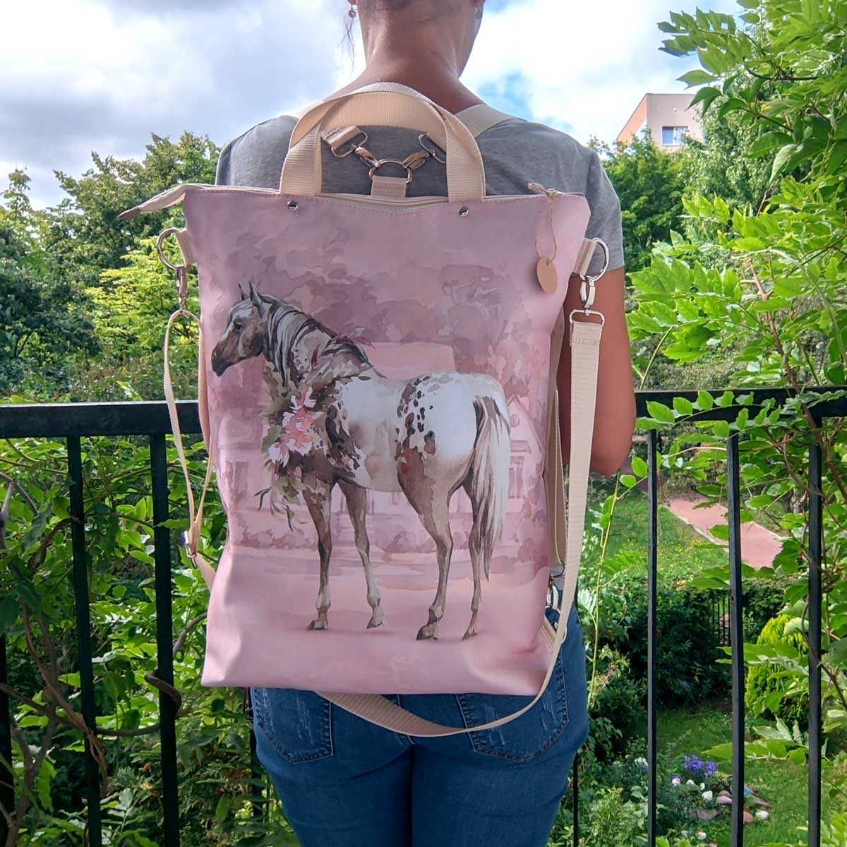 Torba-plecak wodoodporna Horse In Pink Morning hand made