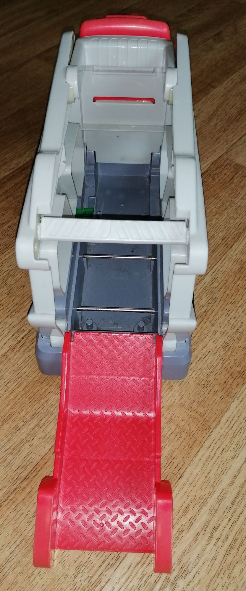 Auto transporter z odgłosami i światłami