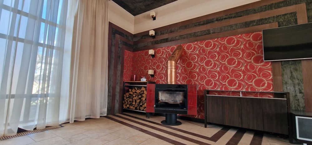 Довгострокова оренда будинку в с. Погреби