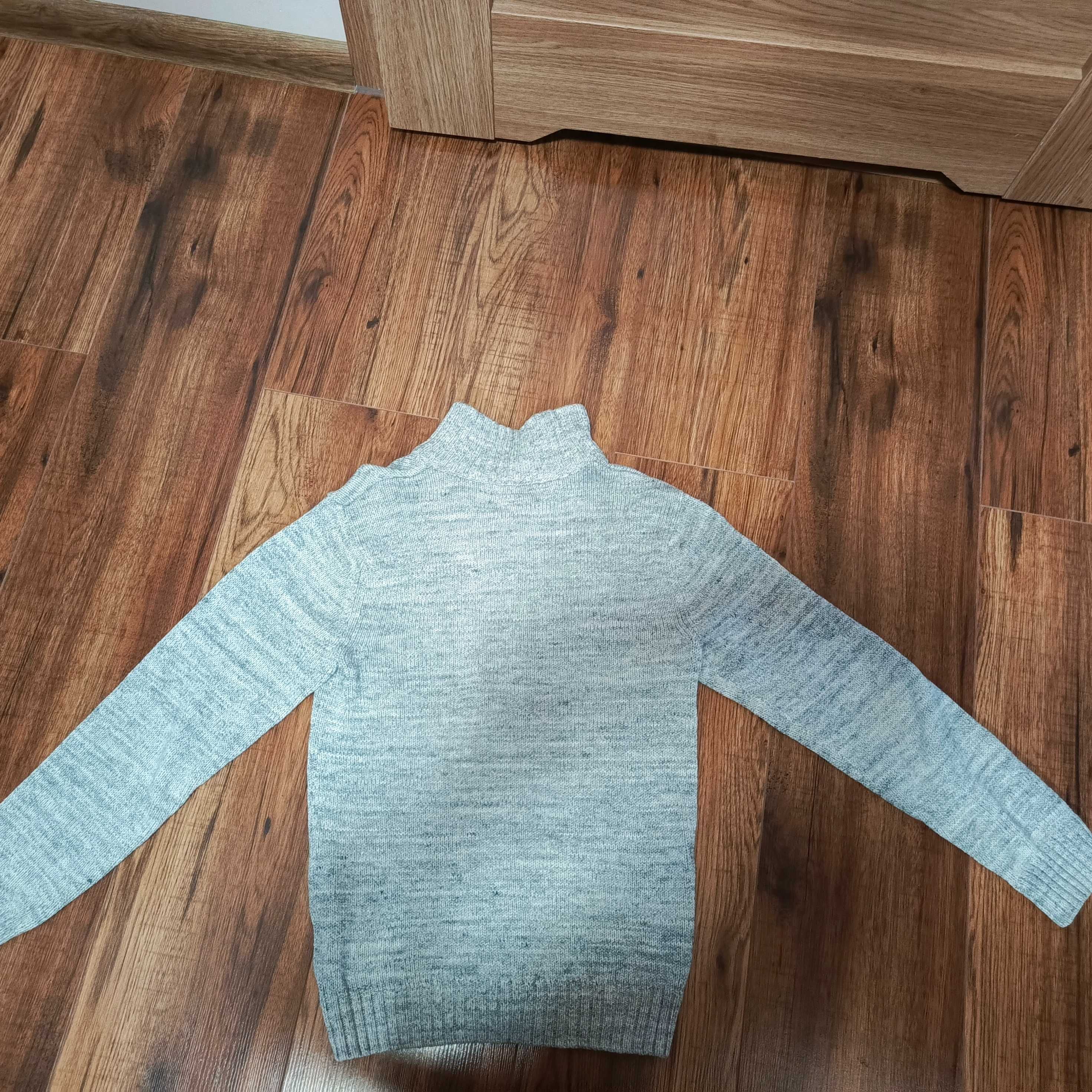 Śliczny sweter dla chłopca r.134/140 bawełna 100% jak NOWY