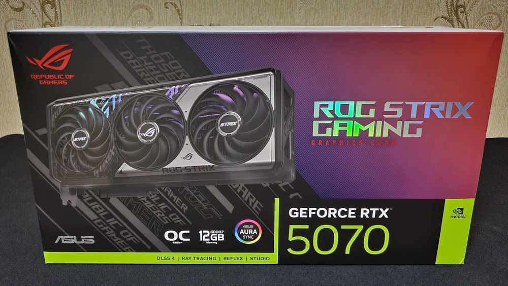 ASUS ROG Strix GeForce RTX 5070 OC Edition 12GB GDDR7