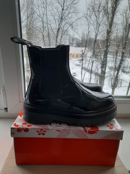 Черевики Челсі,жіночі. 2000грн