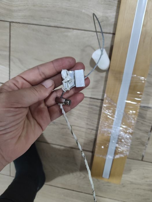 Candeeiro suspenso madeira