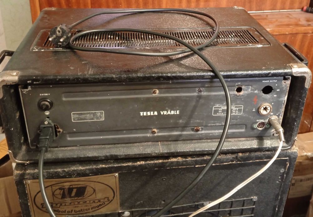 УНЧ Инструментальный Усилитель Tesla DISCO 240 H