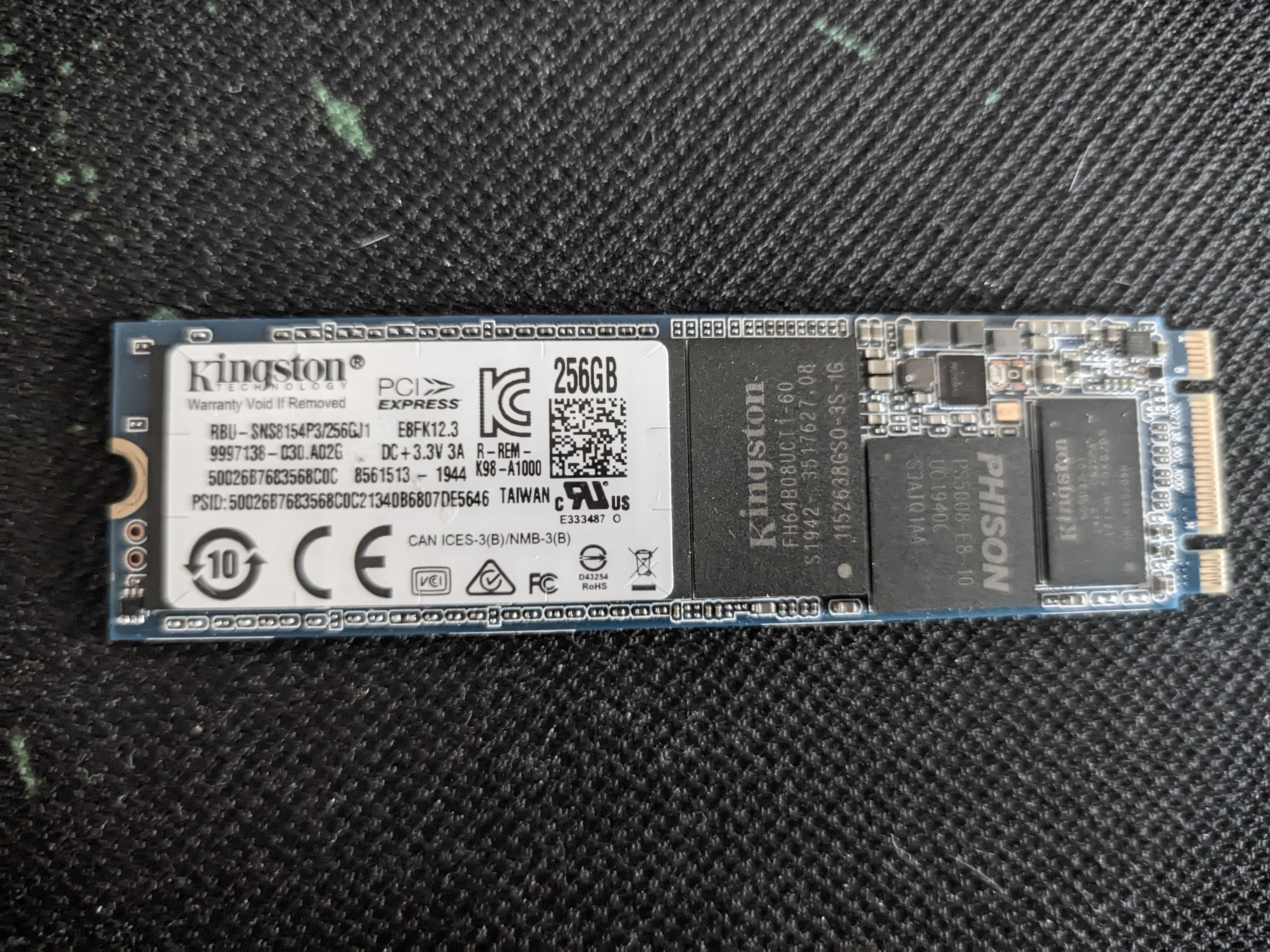 SSD диск NVMe Kingston 3D TLC M.2 NVMe 256GB (RBU-SNS8154P3/256GJ1)