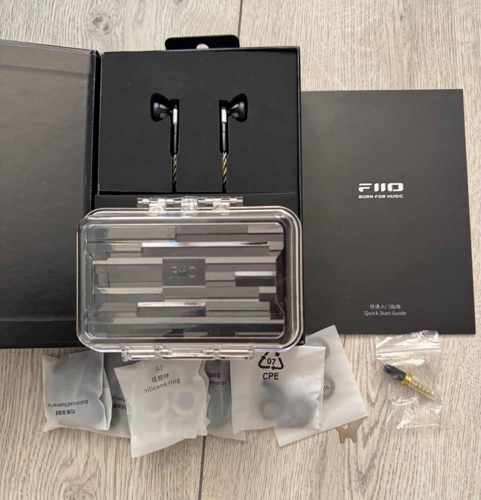 Навушники - вкладиші дротові FiiO FF5