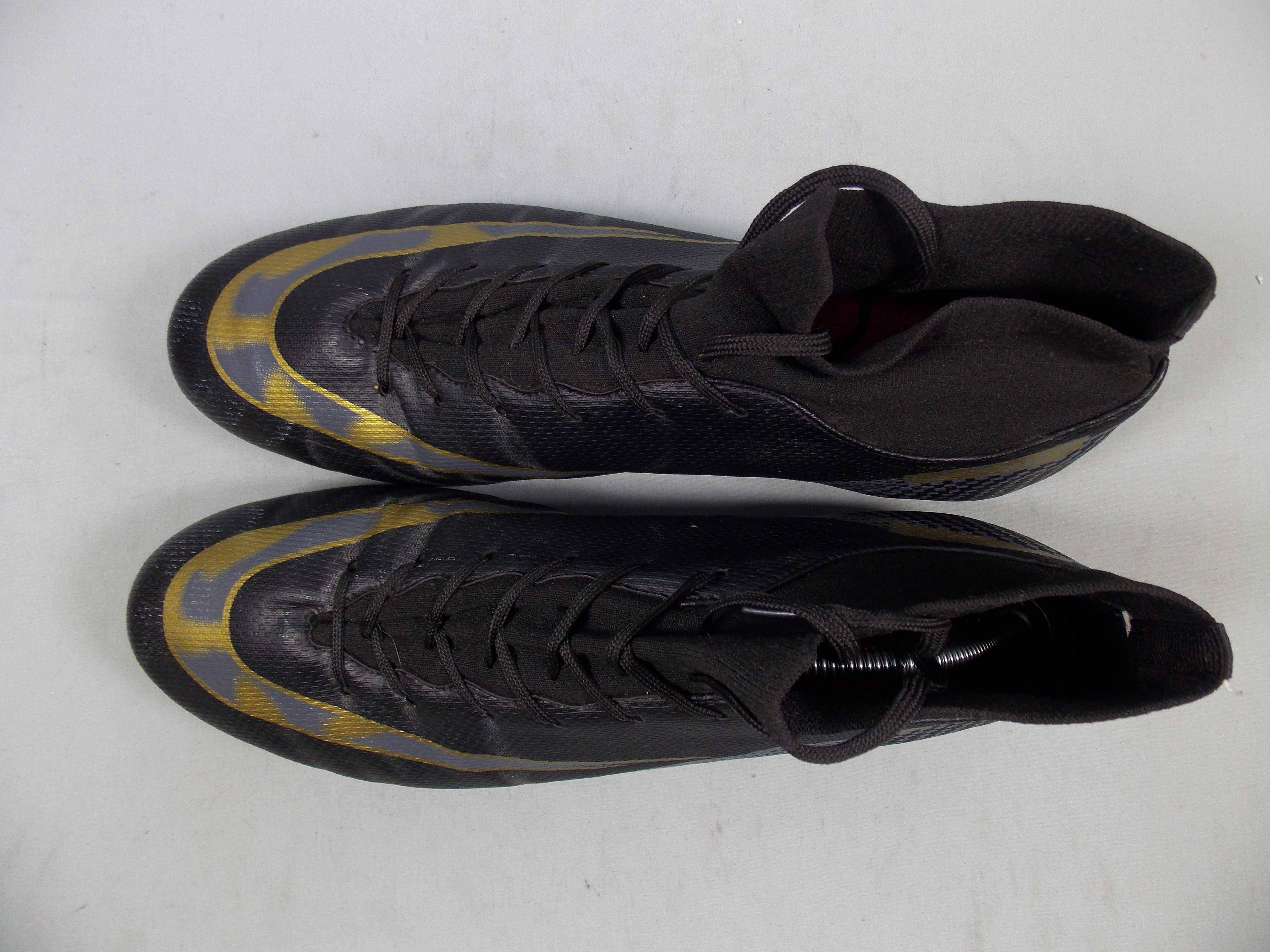 DAOQUAN Pro 360 Mens Football Cleat Shoes