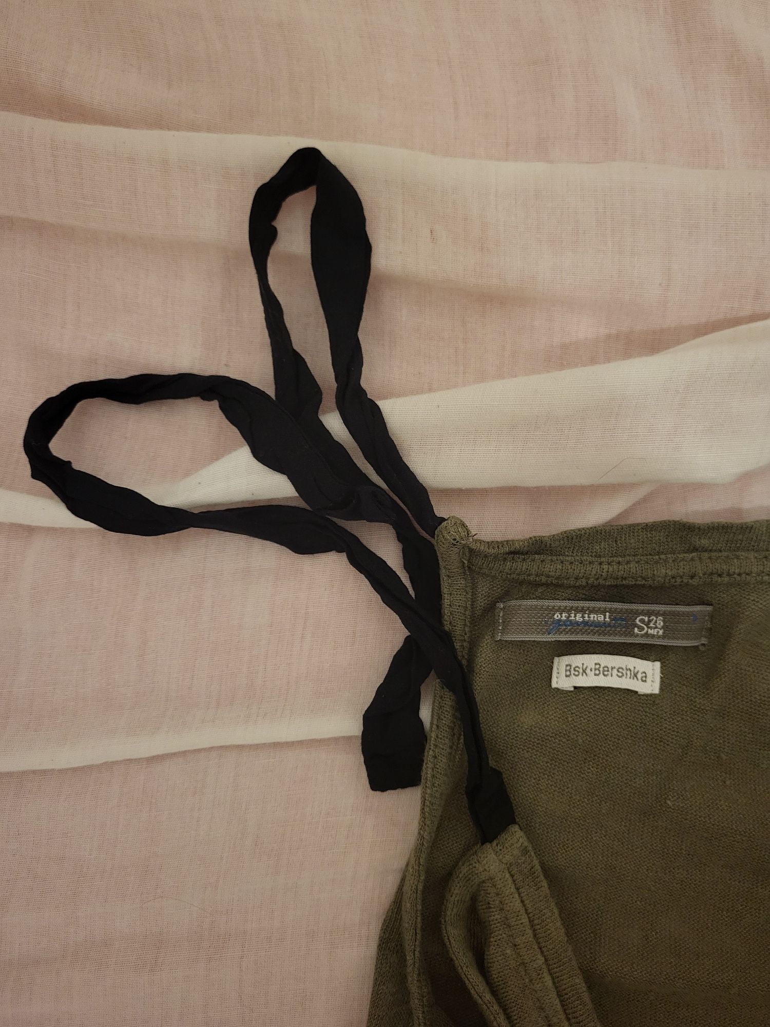 Tshirt verde-tropa | Bershka