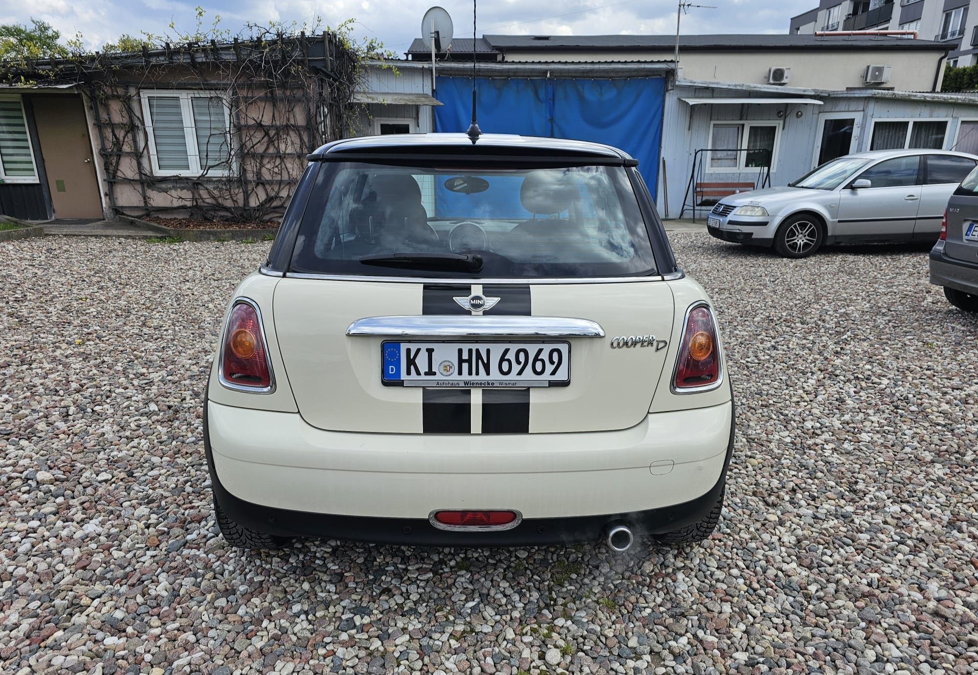 MINI Cooper D, cena z opłatami