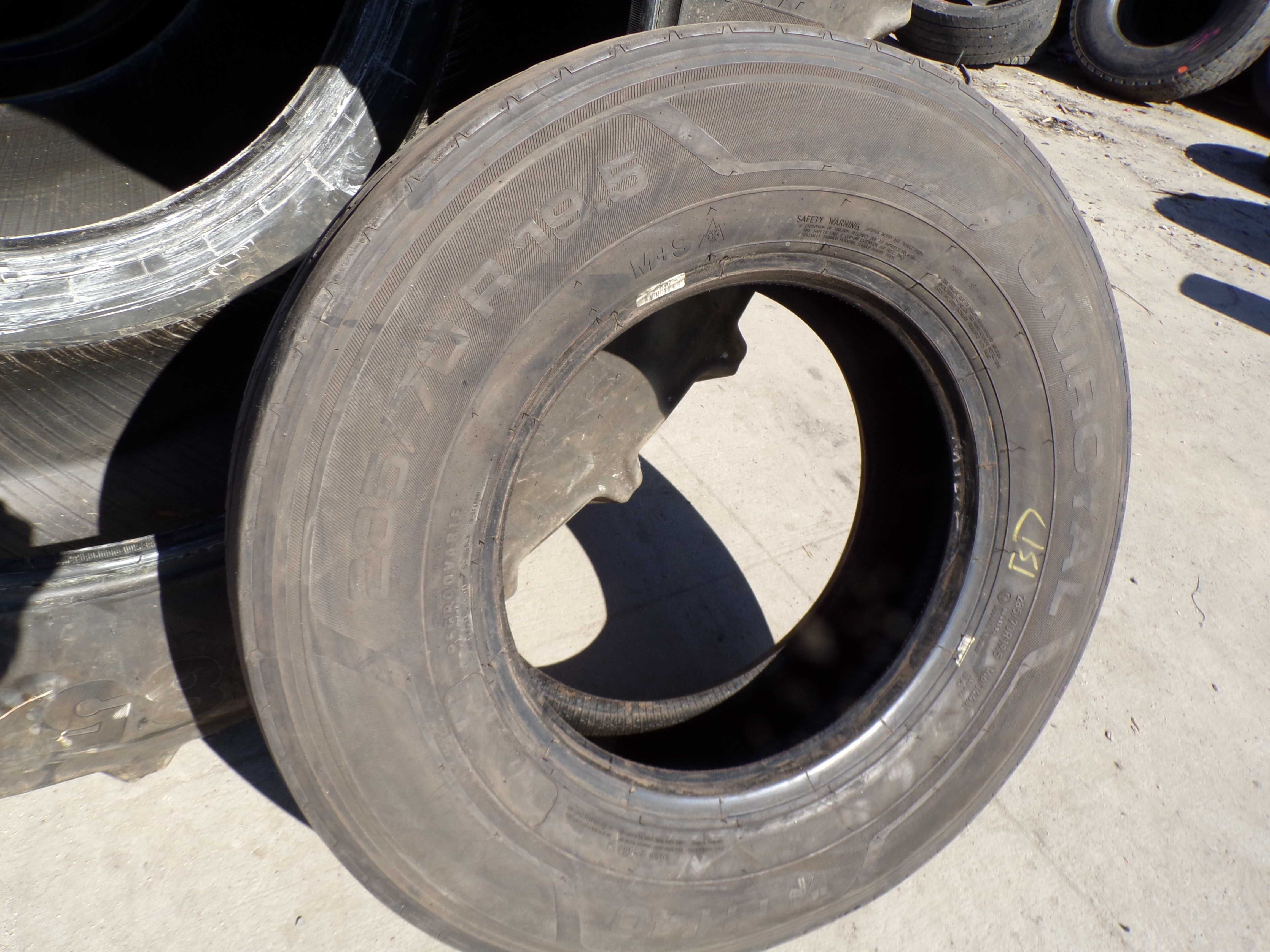 opona 285/70R19.5 Uniroyal FH40 (620 netto)