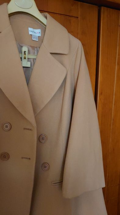 Sobretudo completamente novo.