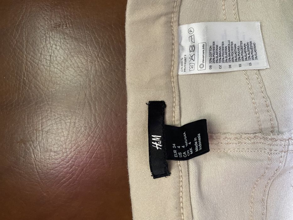 calças beges da h&m