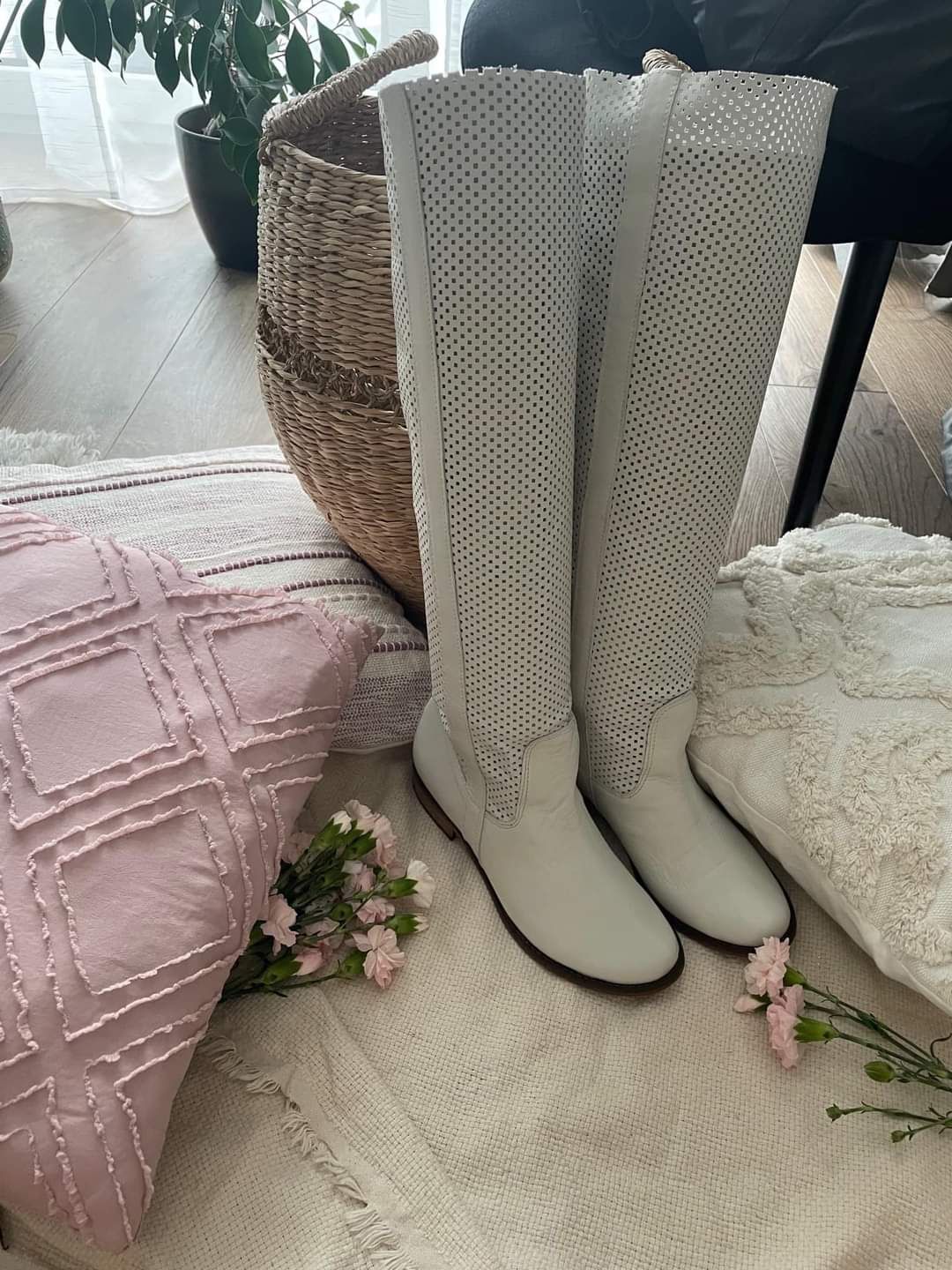 Eleganckie kozaki wiosenno letnie naturalna skóra
