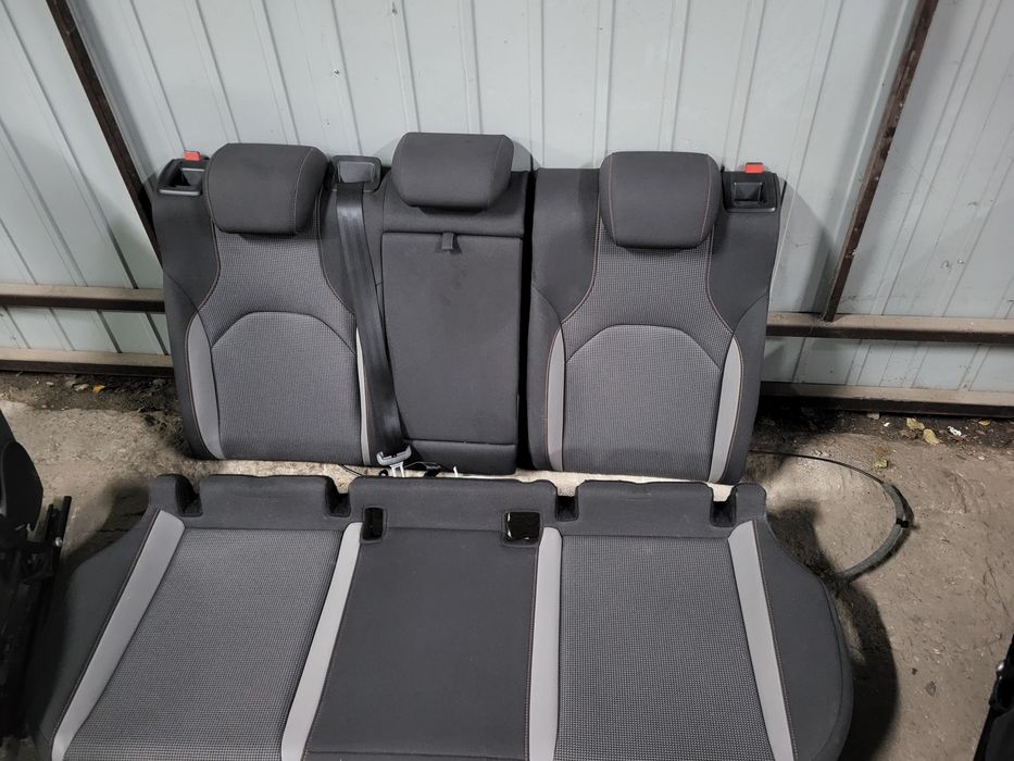 Seat Leon 3 Kombi Fotele Boczki Półskóry