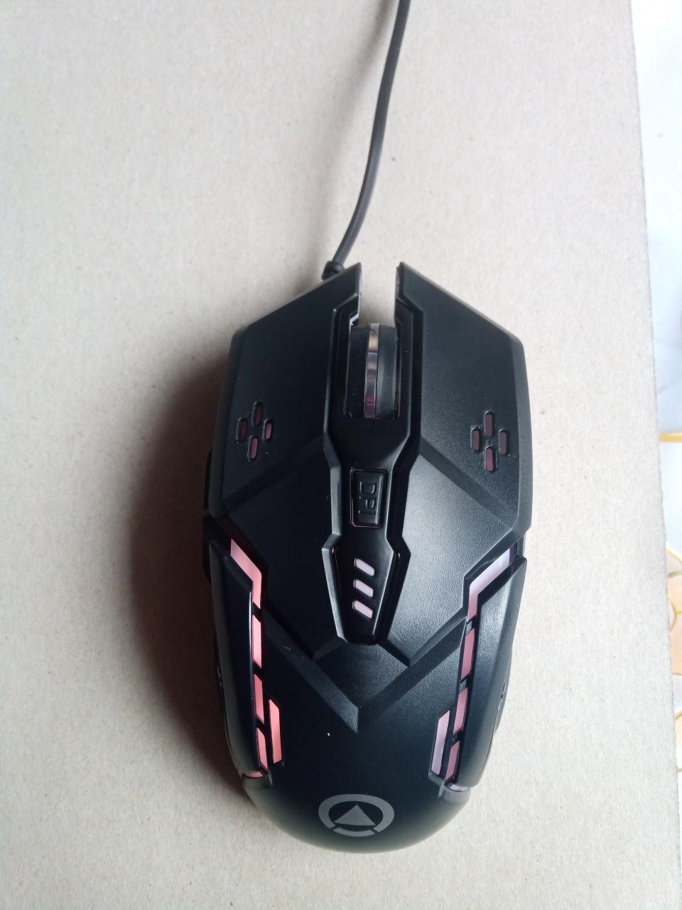 Игровые мышки, 6 кнопок, RGB подсведка 7 цветов.