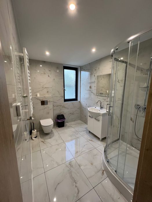 Pokoje wysoki standard dla pracowników, klimatyzacja