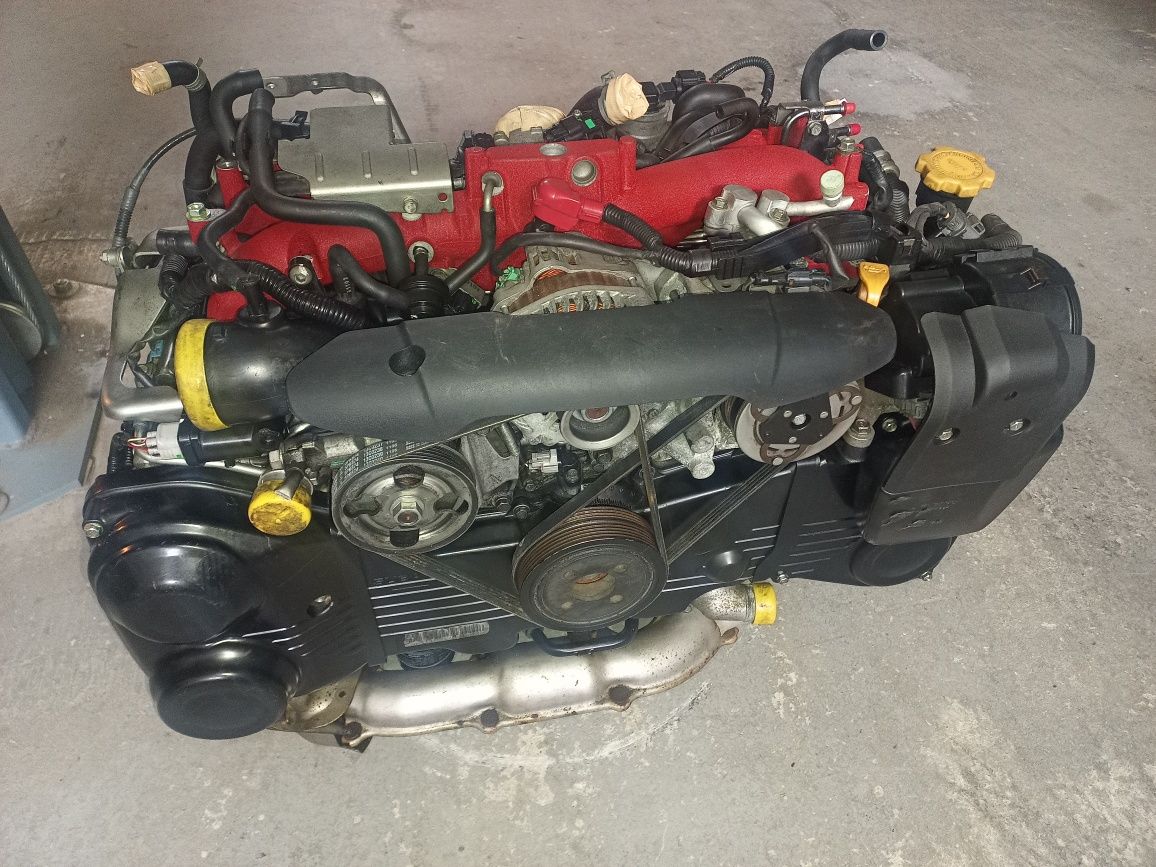 Двигатель Subaru EJ257
