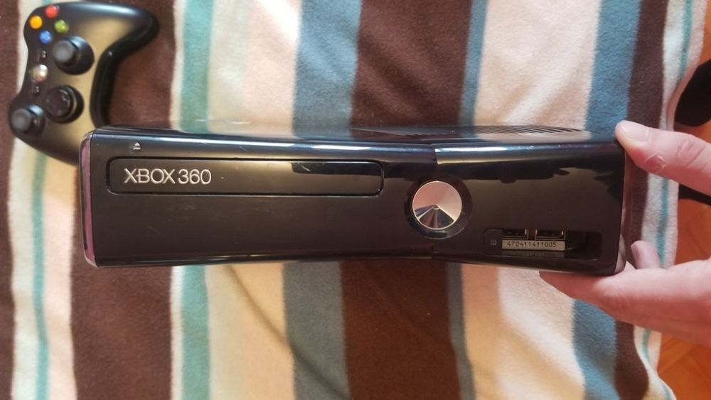 Xbox 360S Black Glossy pad, zasilacz sprawny w 100%