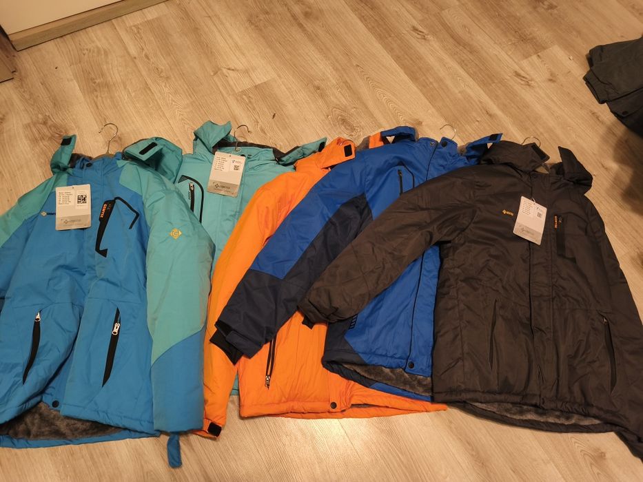 Kurtka zimowa narciarska 152/158