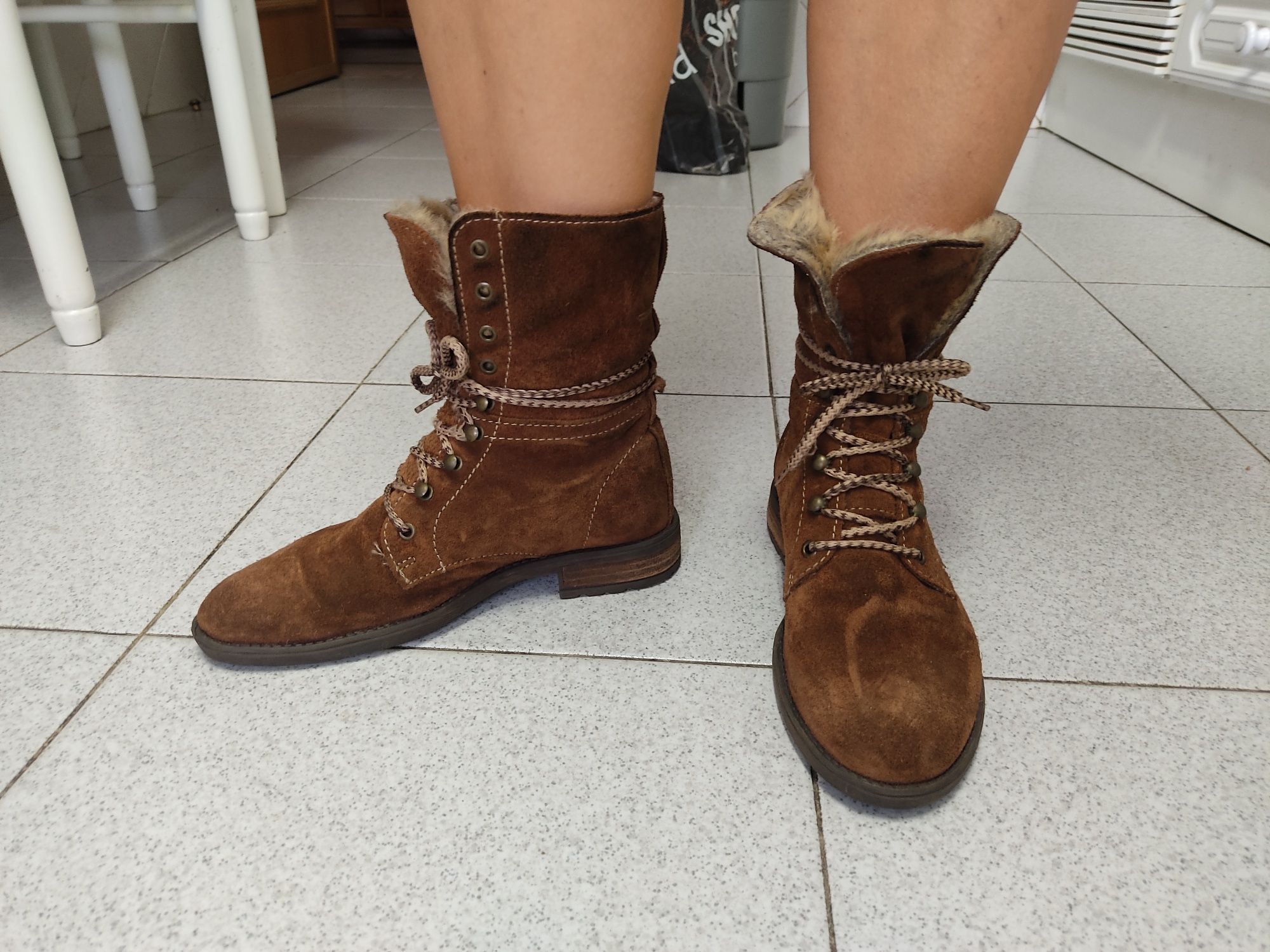 Botas vários modelos / vários preços