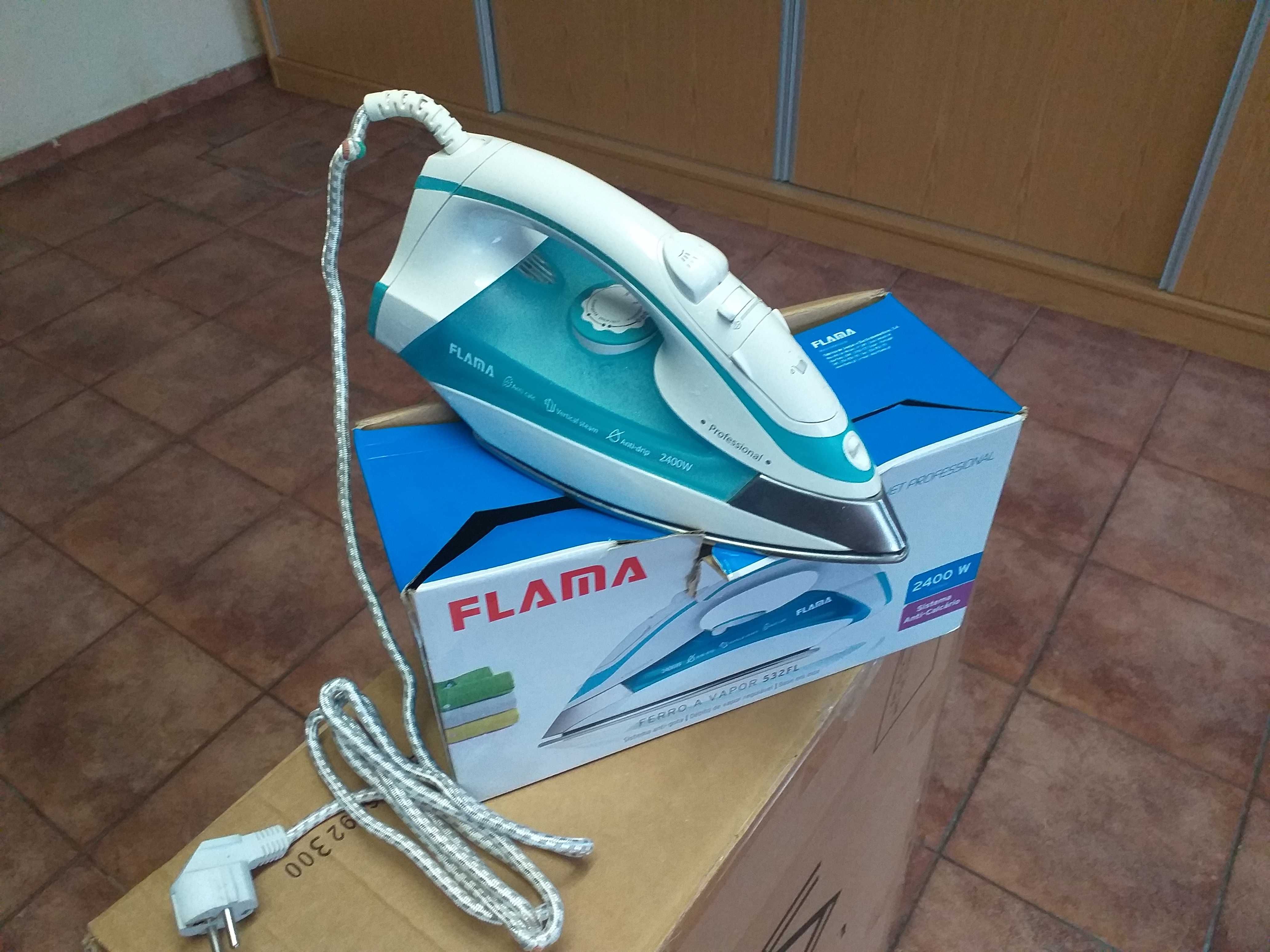Ferro a Vapor FLAMA 2400W