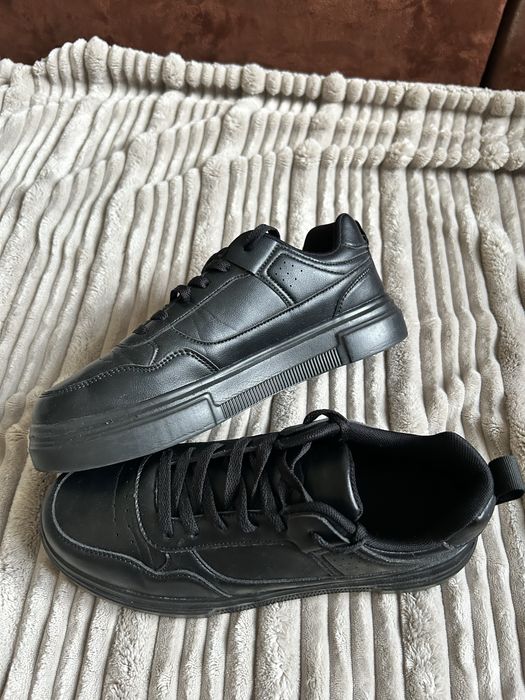 Кроссовки мужские Zara 44