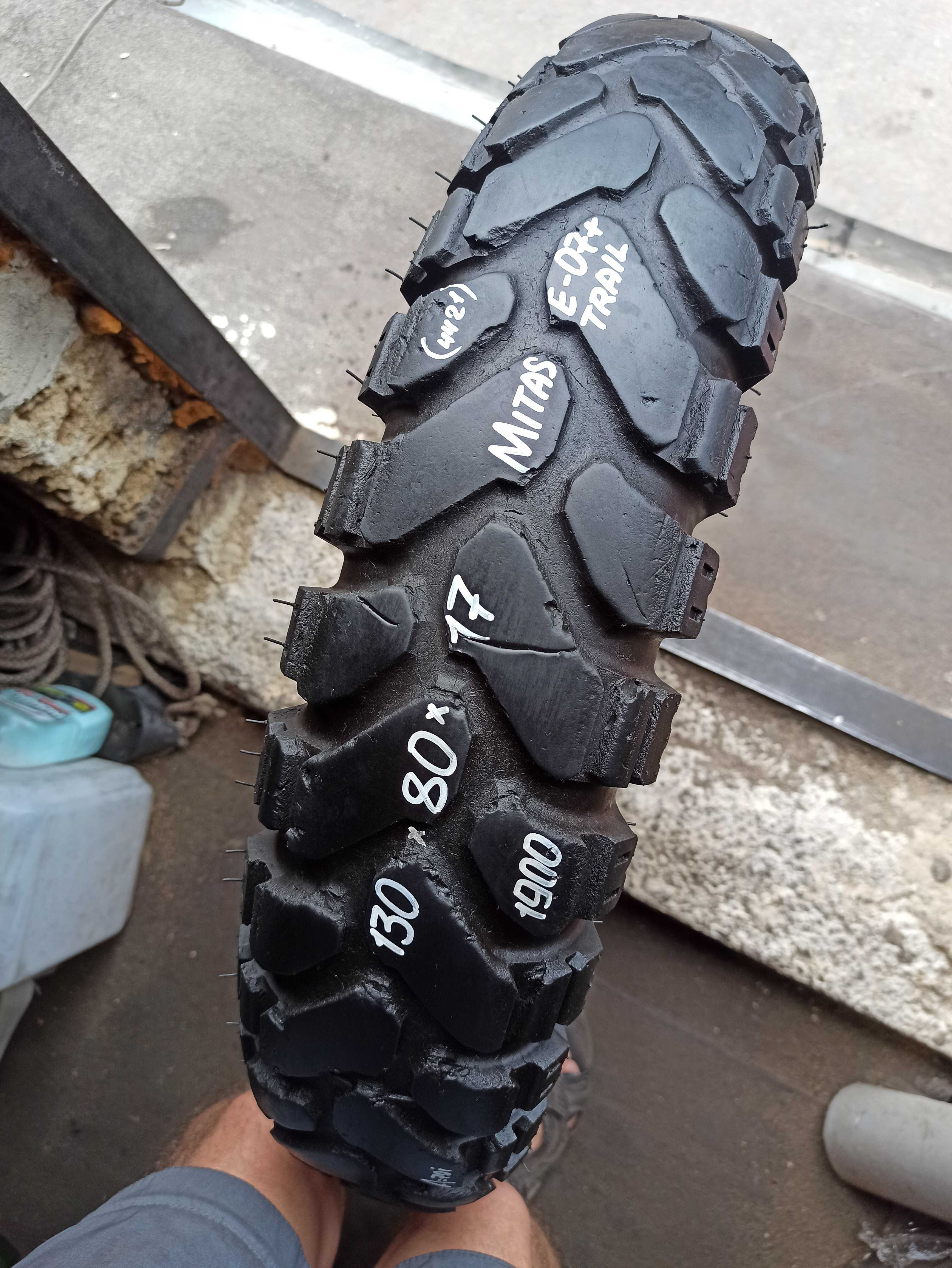 Мотошина резина эндуро пара 90/90 R21 120/90 130/80 R17 на Трансальп