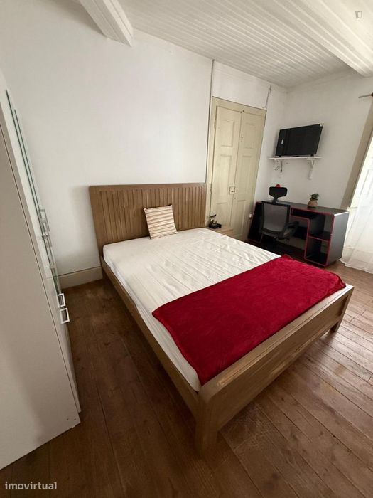 787534 - Quarto convidativo na zona de Celas