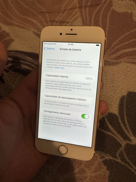 IPhone 7 desbloqueado com bateria nova a 100%