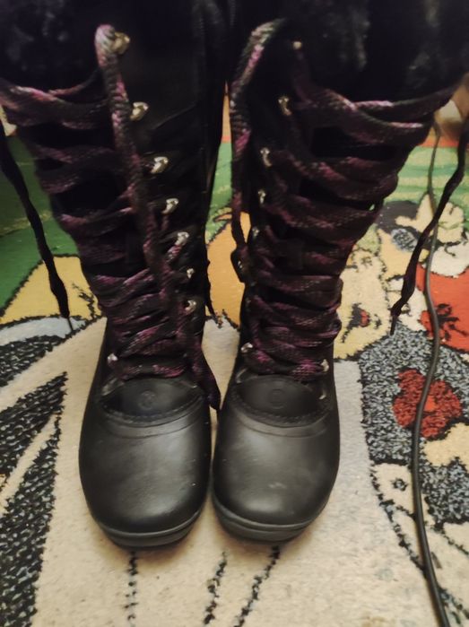 Продам зимние сапоги Merrell