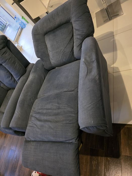 Sprzedam dwa fotele z funkcją dwustopniową relaxu