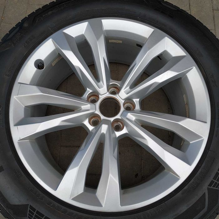 Диски R19 8.5J ET28 оригінал AUDI Ауди Q7 4M VW Touareg 2 CR