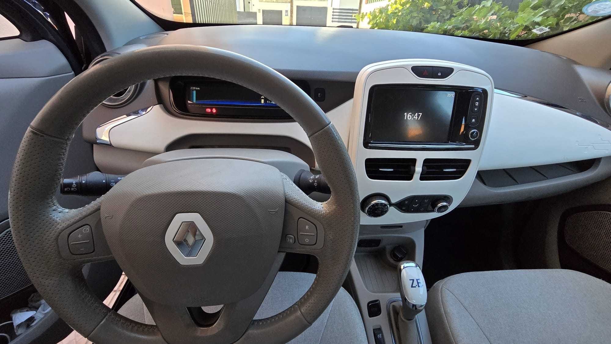 RENAULT Zoe 41khw 92 cv 2018 (c/ Bateria própria)