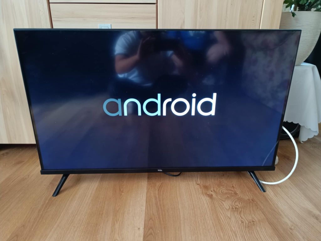 Telewizor TCL 40 cali android